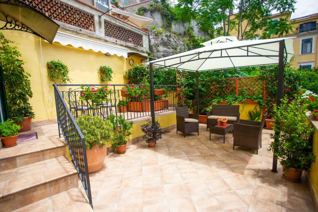 Apartment Avenia *