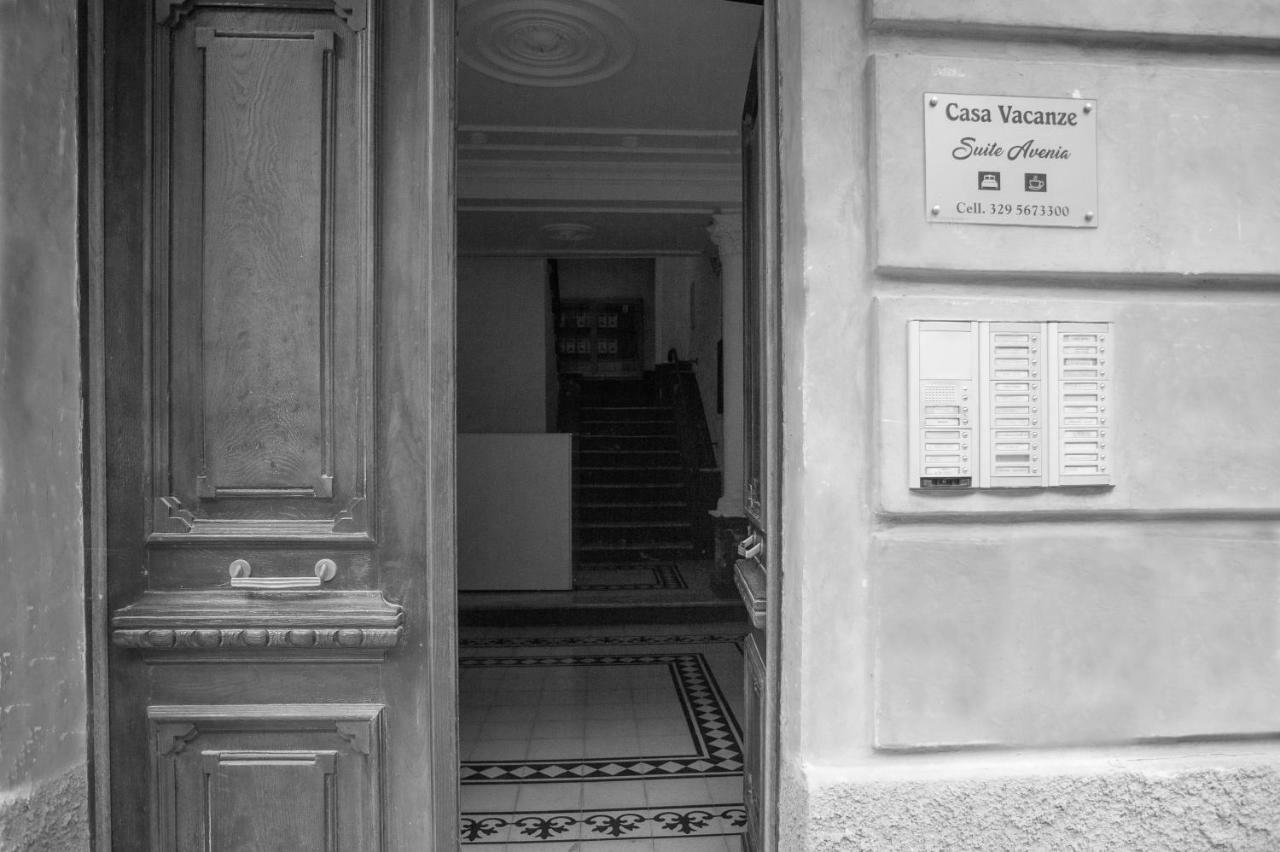 Avenia Apartment